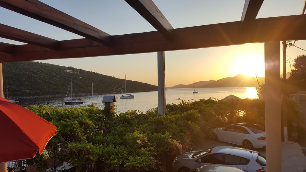 Apartments Grispolis Tivat Exteriör bild